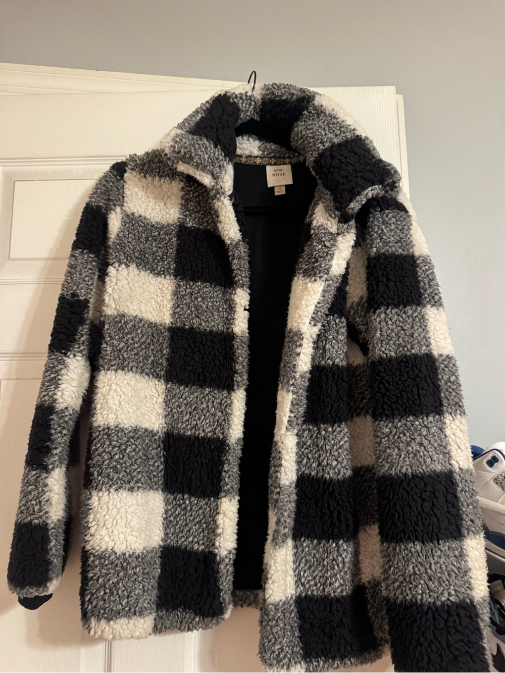 🔝Knox Rose Black & White Plaid Teddy Jacket